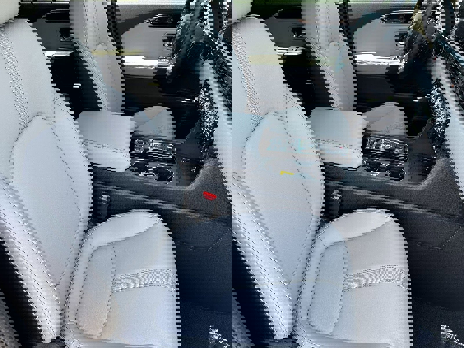 New 2025 Honda Pilot EX-L image 5