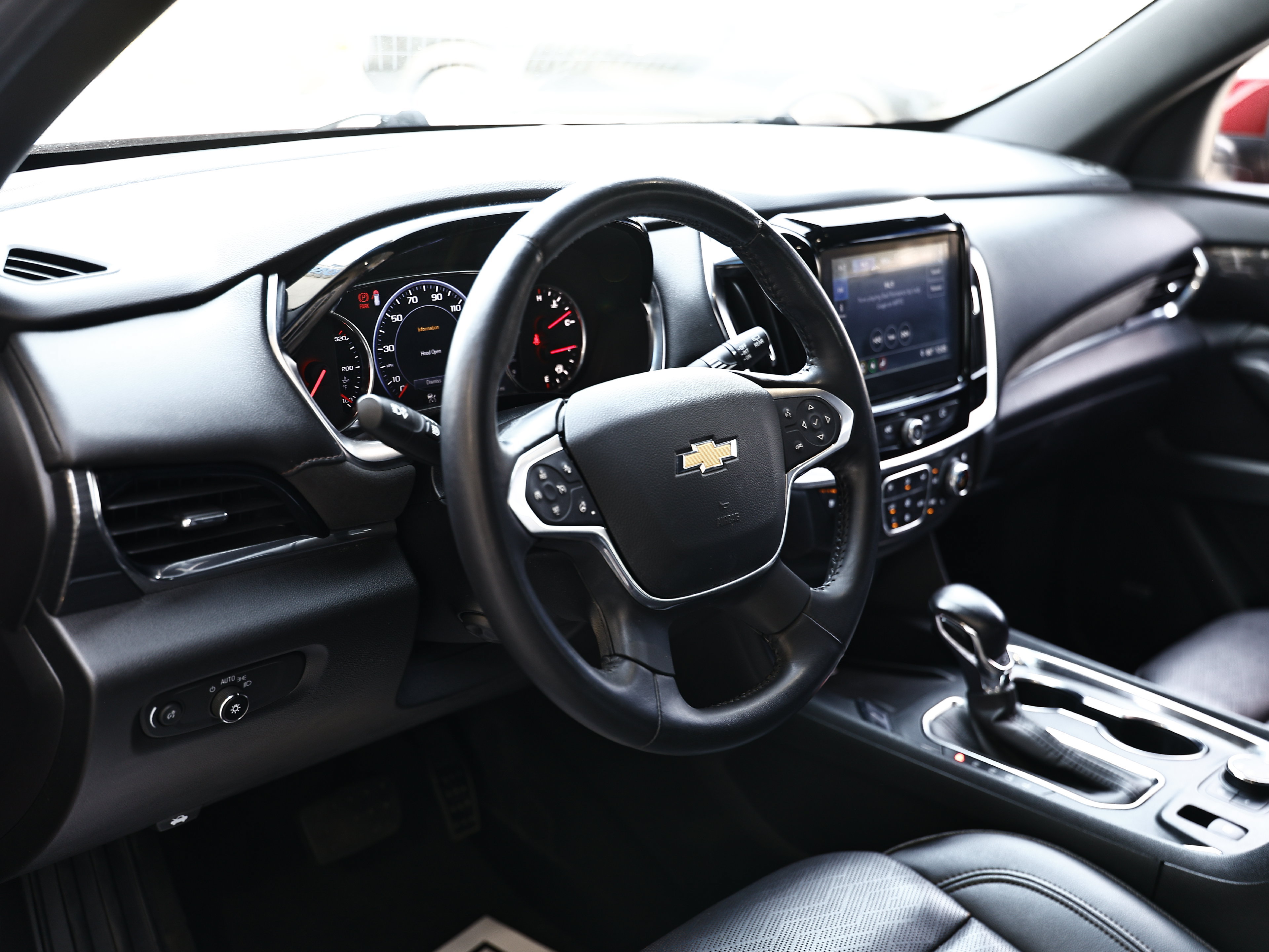 Used 2022 Chevrolet Traverse High Country w/ LPO, Floor Liner Package AWD/4WD image 21