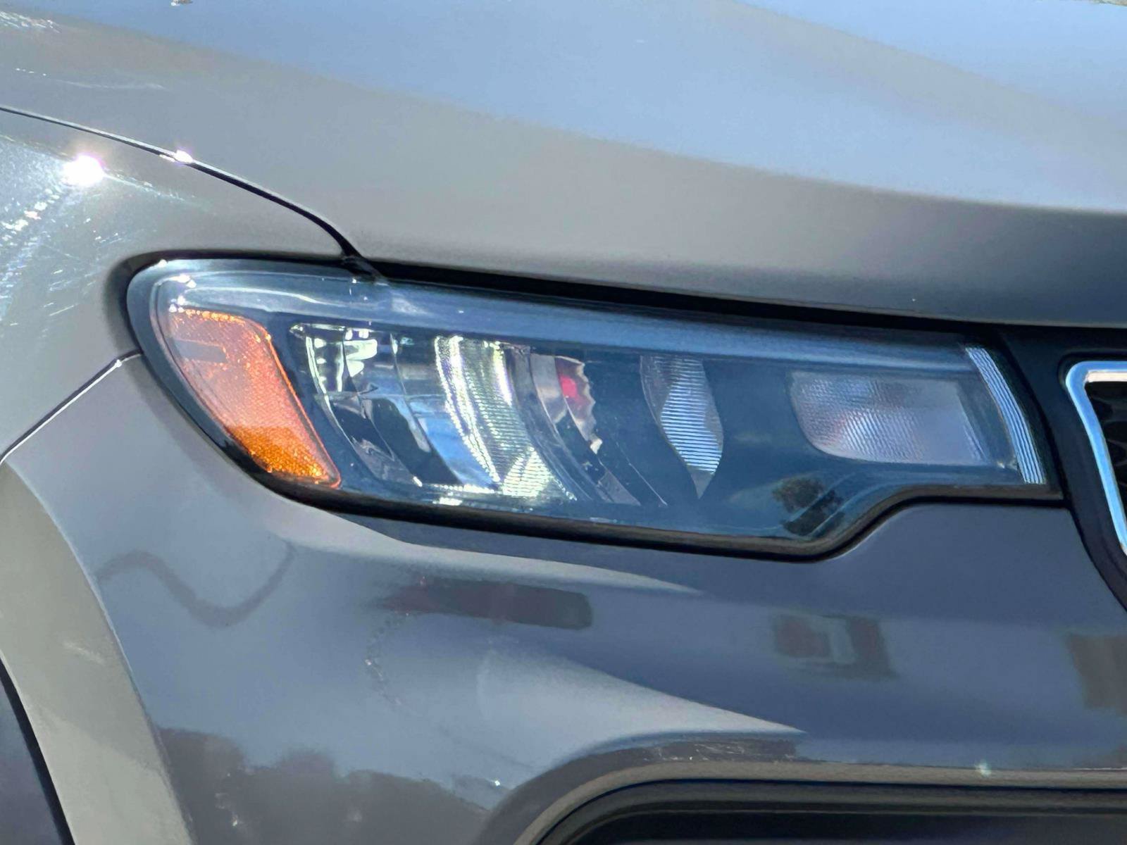 Used 2023 Jeep Compass Latitude AWD/4WD image 8