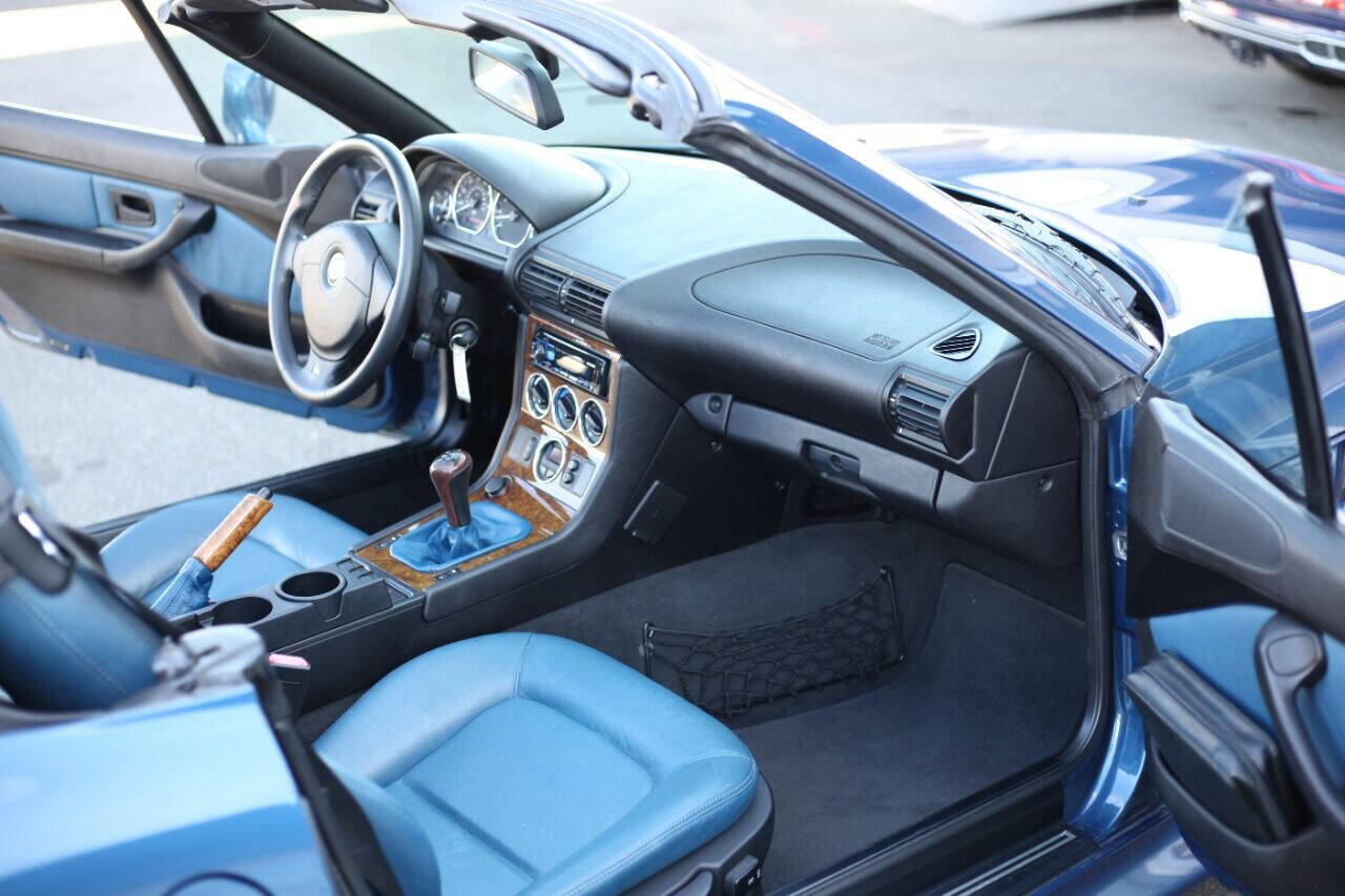 Used 2002 BMW Z3 2.5i image 22