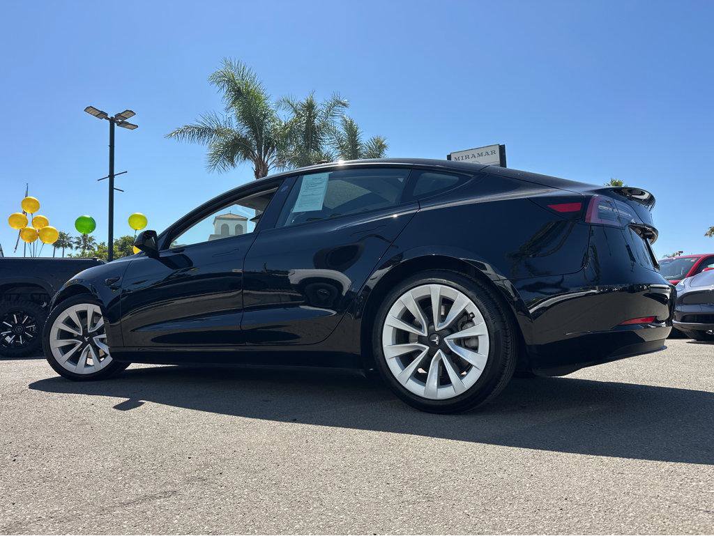 Used 2021 Tesla Model 3 Standard Range Plus image 3