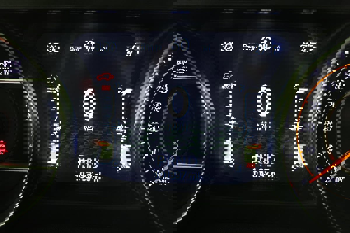 Used 2021 Jeep Wrangler Unlimited Sahara image 10