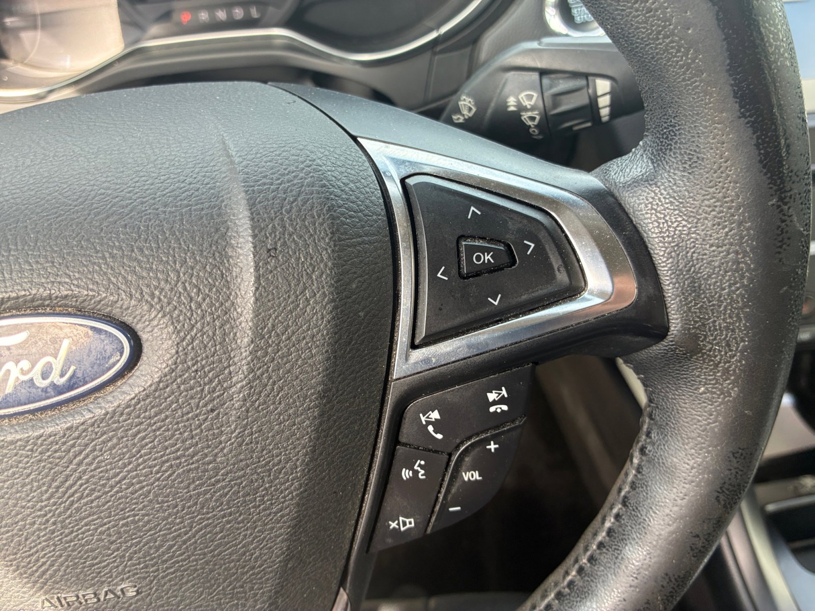 Used 2018 Ford Fusion Titanium image 23