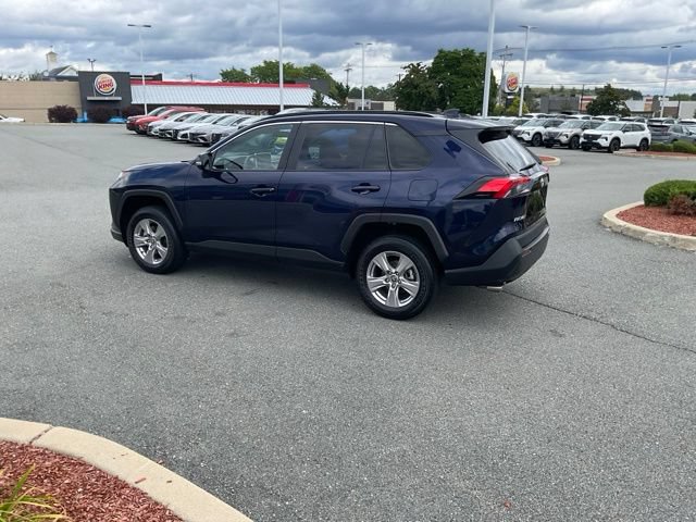 Used 2025 Toyota RAV4 XLE AWD/4WD image 4