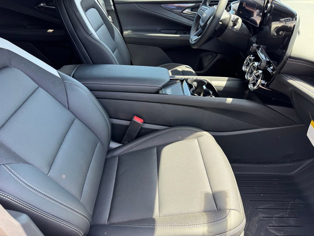 New 2026 Chevrolet Blazer EV LT w/ Super Cruise Package FWD image 8