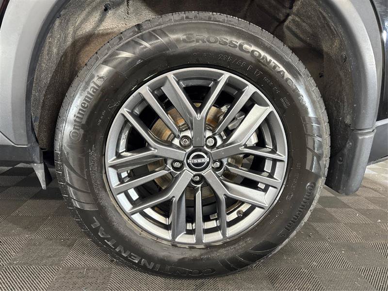 Used 2022 Nissan Rogue S AWD/4WD image 28