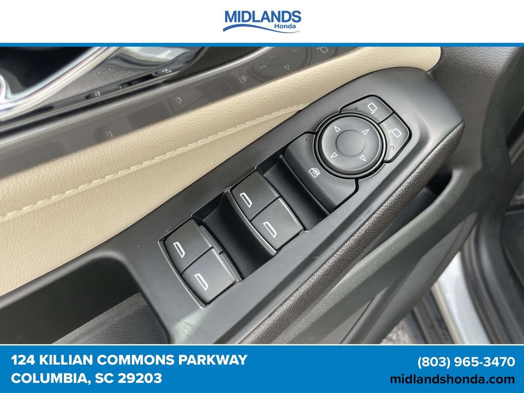 Used 2023 Chevrolet Traverse LS w/ Safety Package FWD image 17