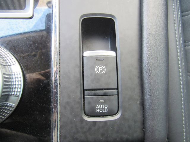 Used 2023 Mitsubishi Outlander SE image 52