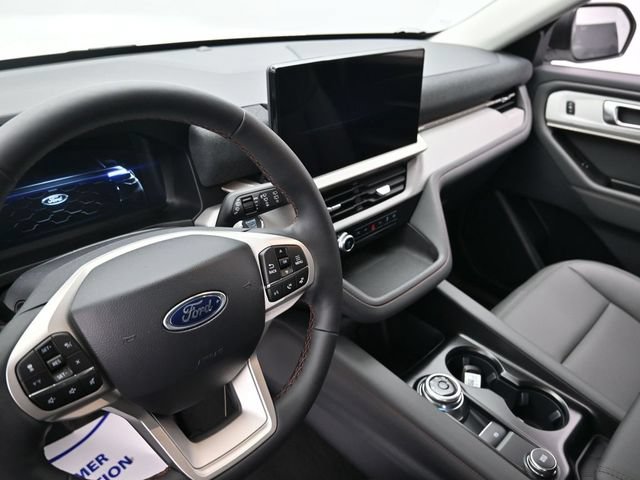 New 2026 Ford Explorer Active w/ Active Comfort Package RWD image 25