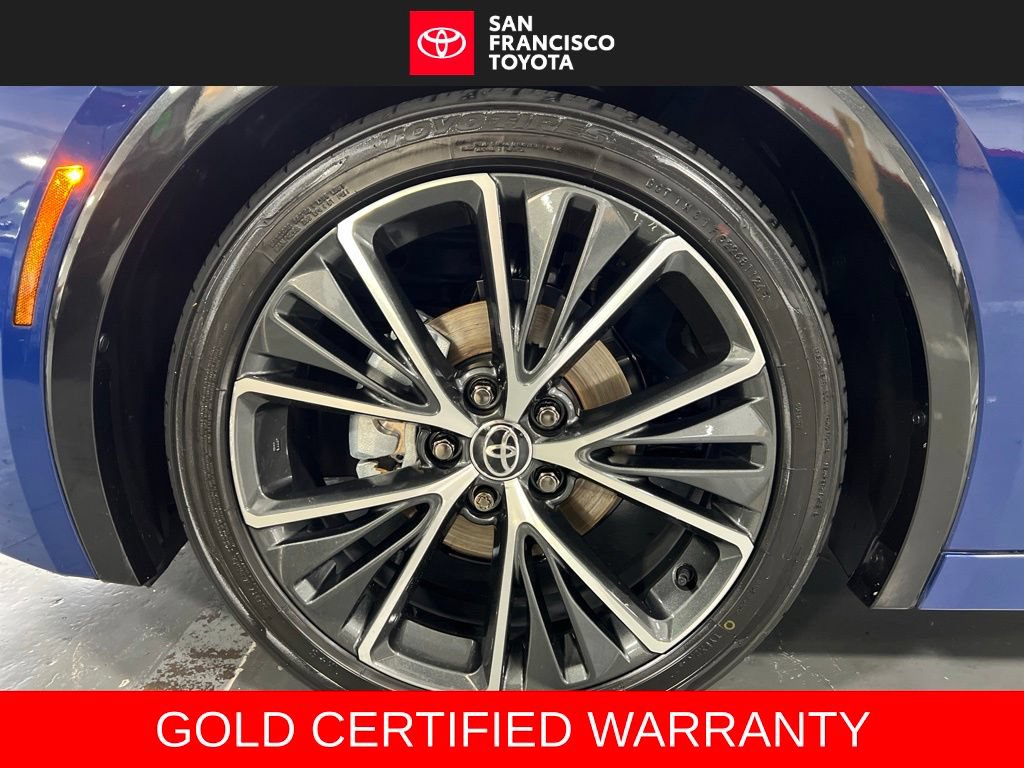 Certified 2023 Toyota Prius XLE FWD image 9