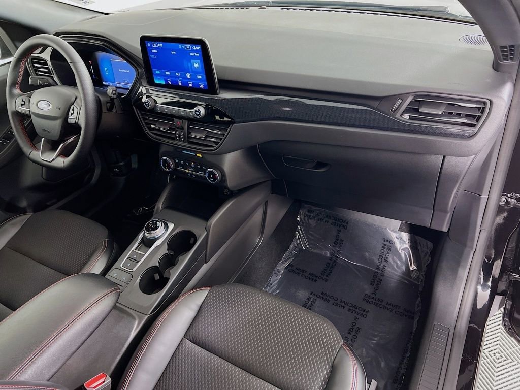 Used 2025 Ford Escape ST-Line image 26