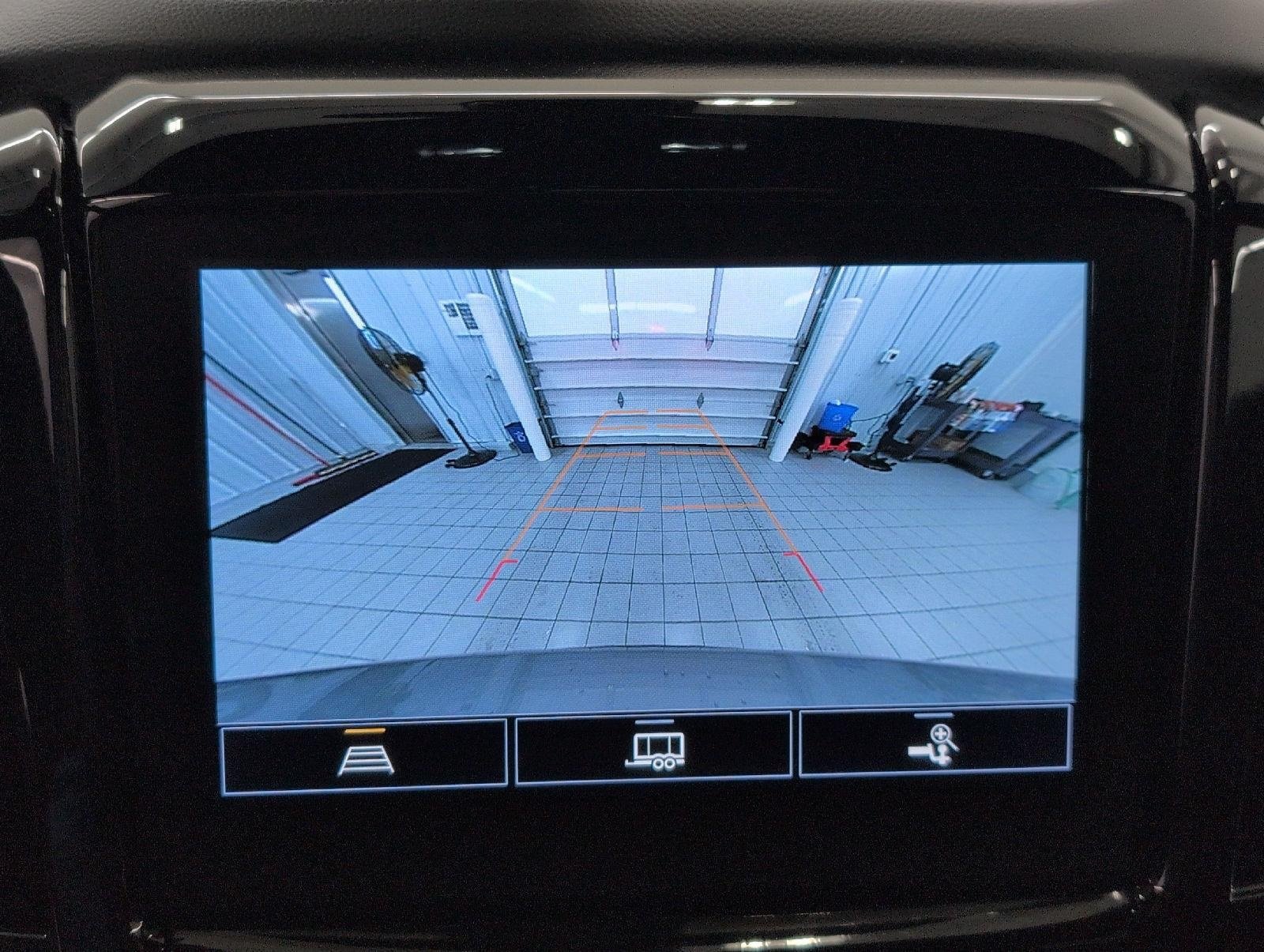 Used 2023 Chevrolet Traverse LT w/ LPO, Floor Liner Package AWD/4WD image 14
