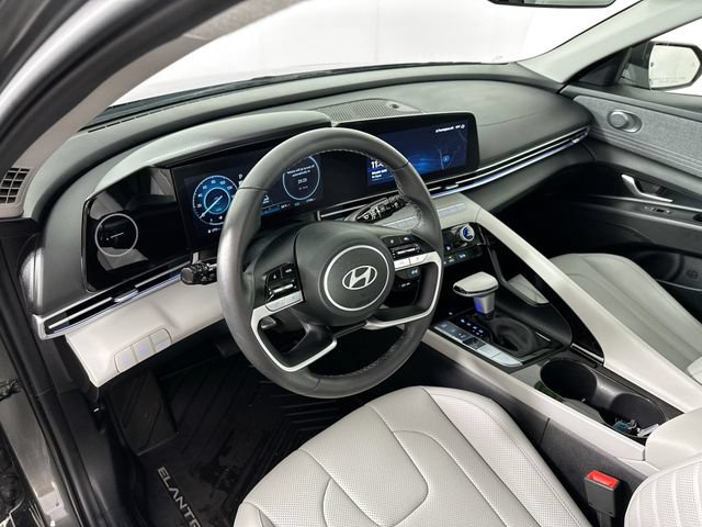 Used 2024 Hyundai Elantra Limited FWD image 22