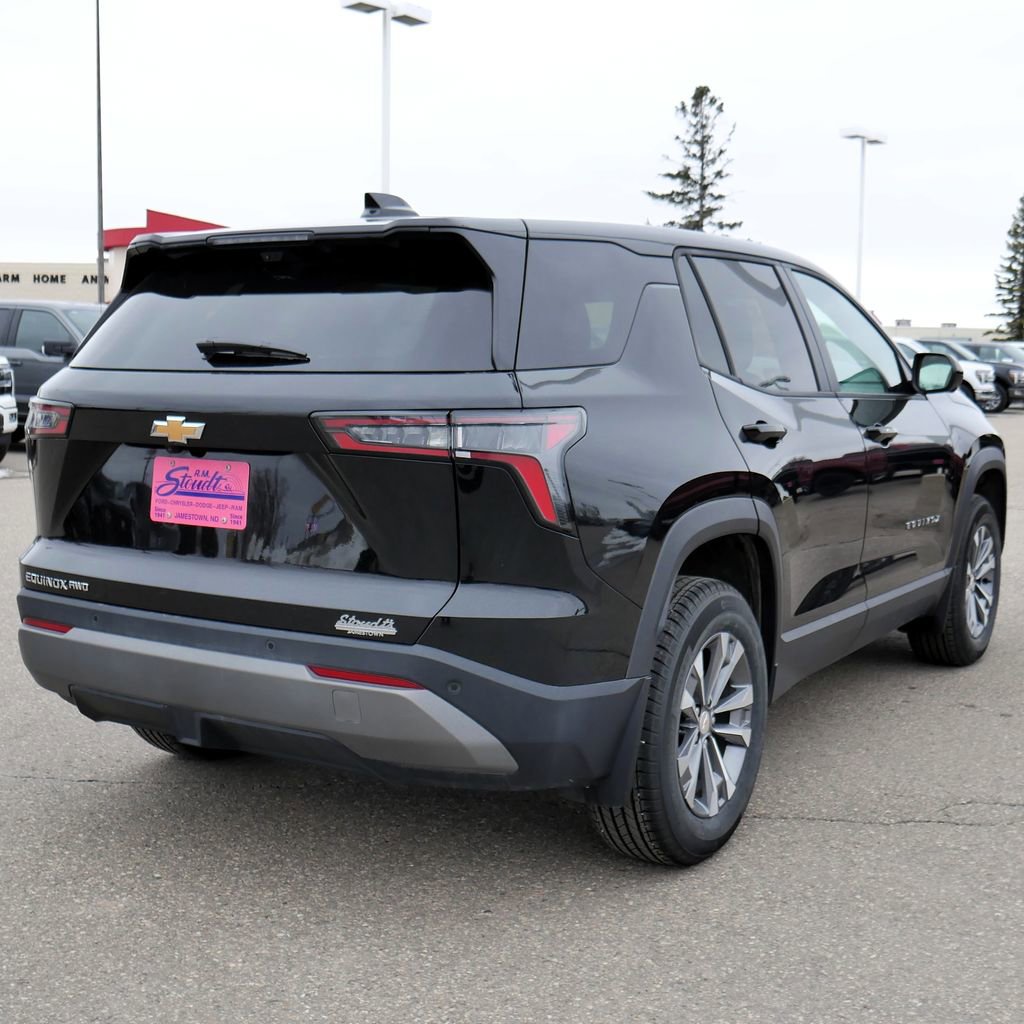 Used 2026 Chevrolet Equinox LT w/ Convenience Package II image 11