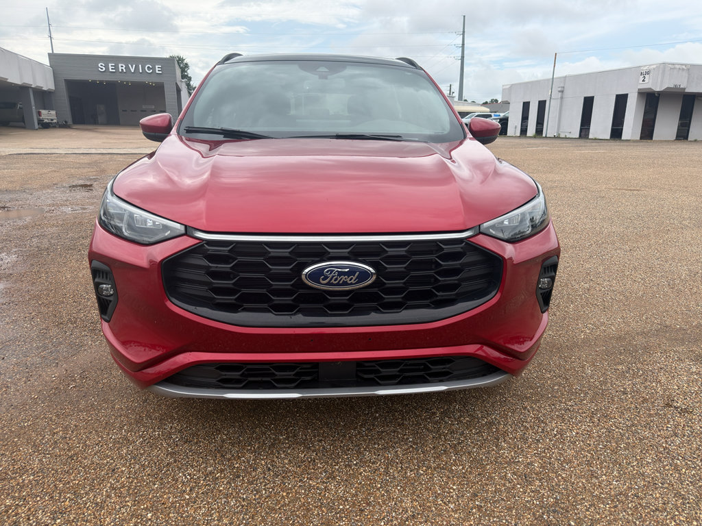 Used 2026 Ford Escape ST-Line Elite w/ Equipment Group 501A AWD/4WD image 9