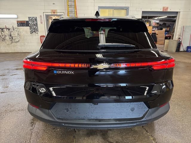 New 2026 Chevrolet Equinox EV LT FWD image 5
