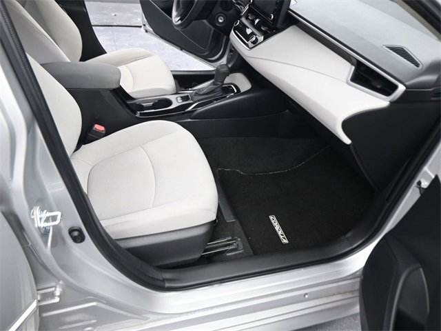 Used 2022 Toyota Corolla LE image 12