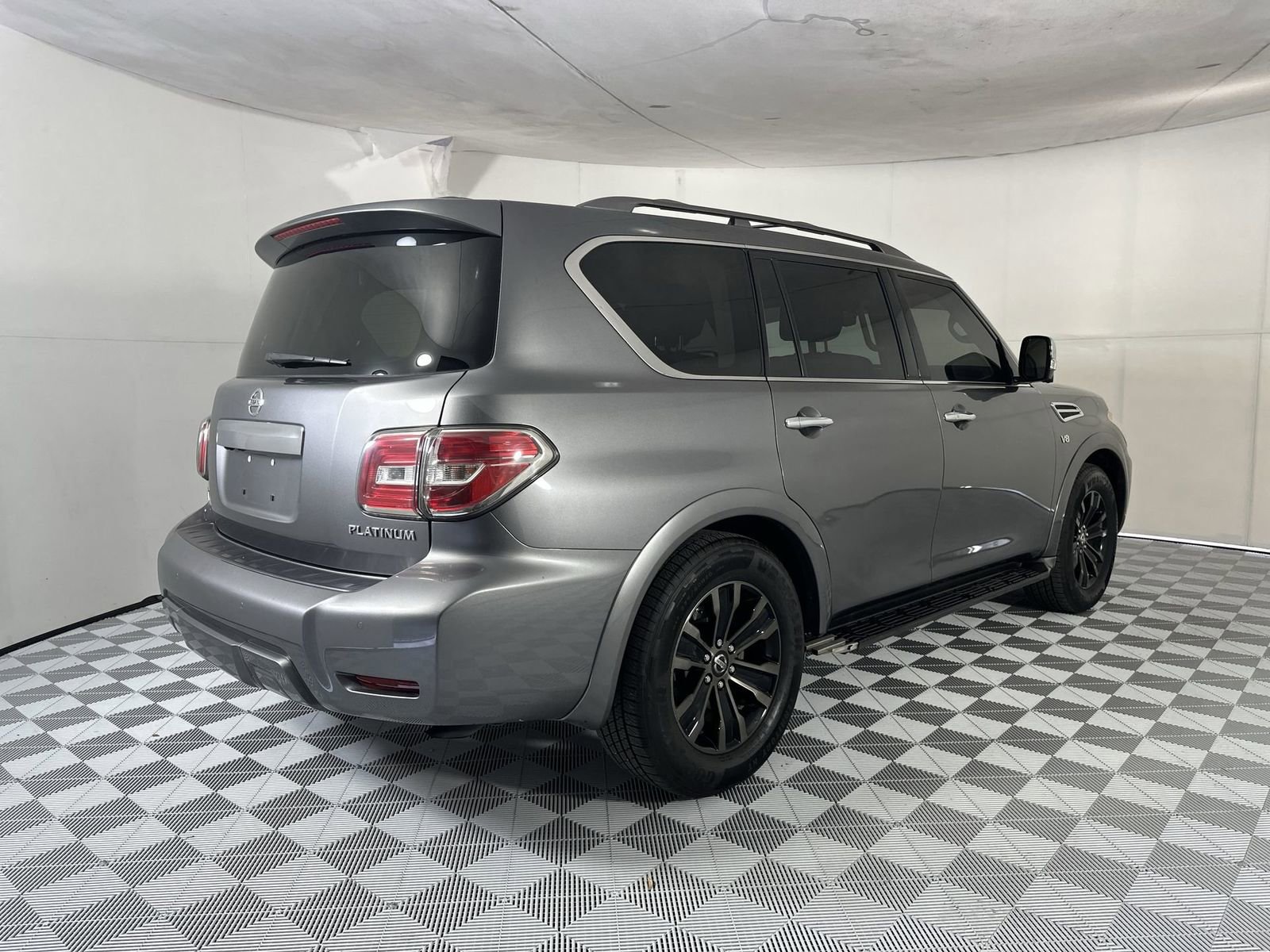 Used 2020 Nissan Armada Platinum w/ Captain's Chairs Package image 8