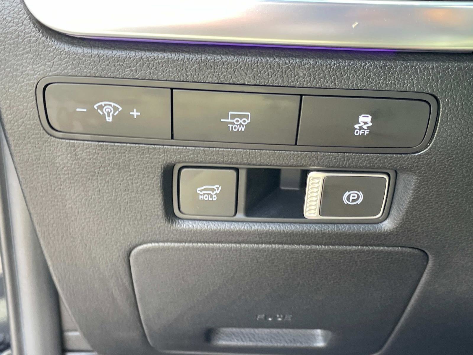 Used 2024 Hyundai Palisade Calligraphy image 19