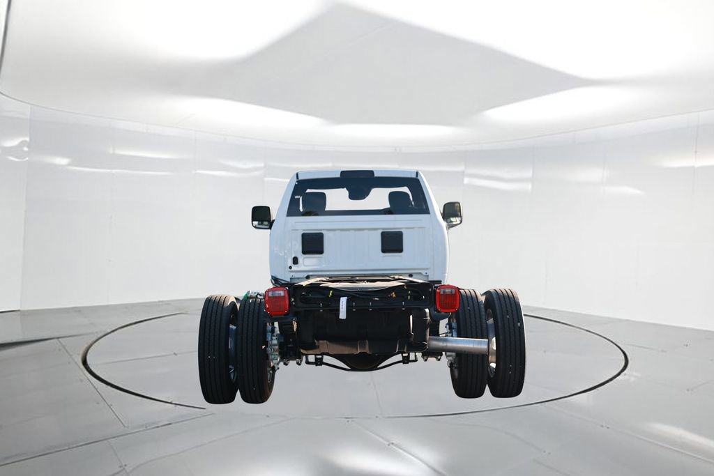 New 2026 RAM 5500 Tradesman w/ Chrome Appearance Group image 3