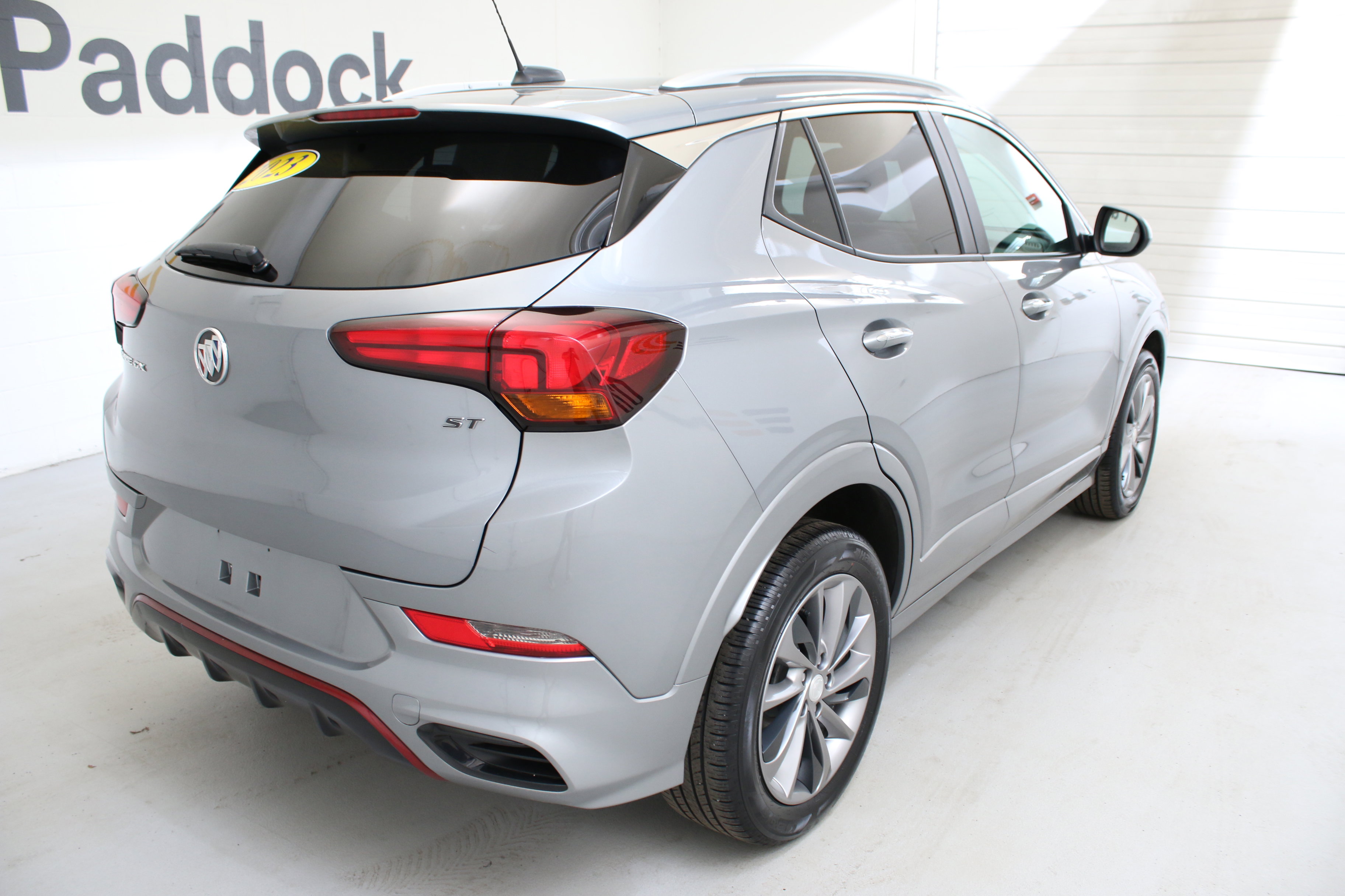 Used 2023 Buick Encore GX Select w/ Sport Touring Package FWD image 9