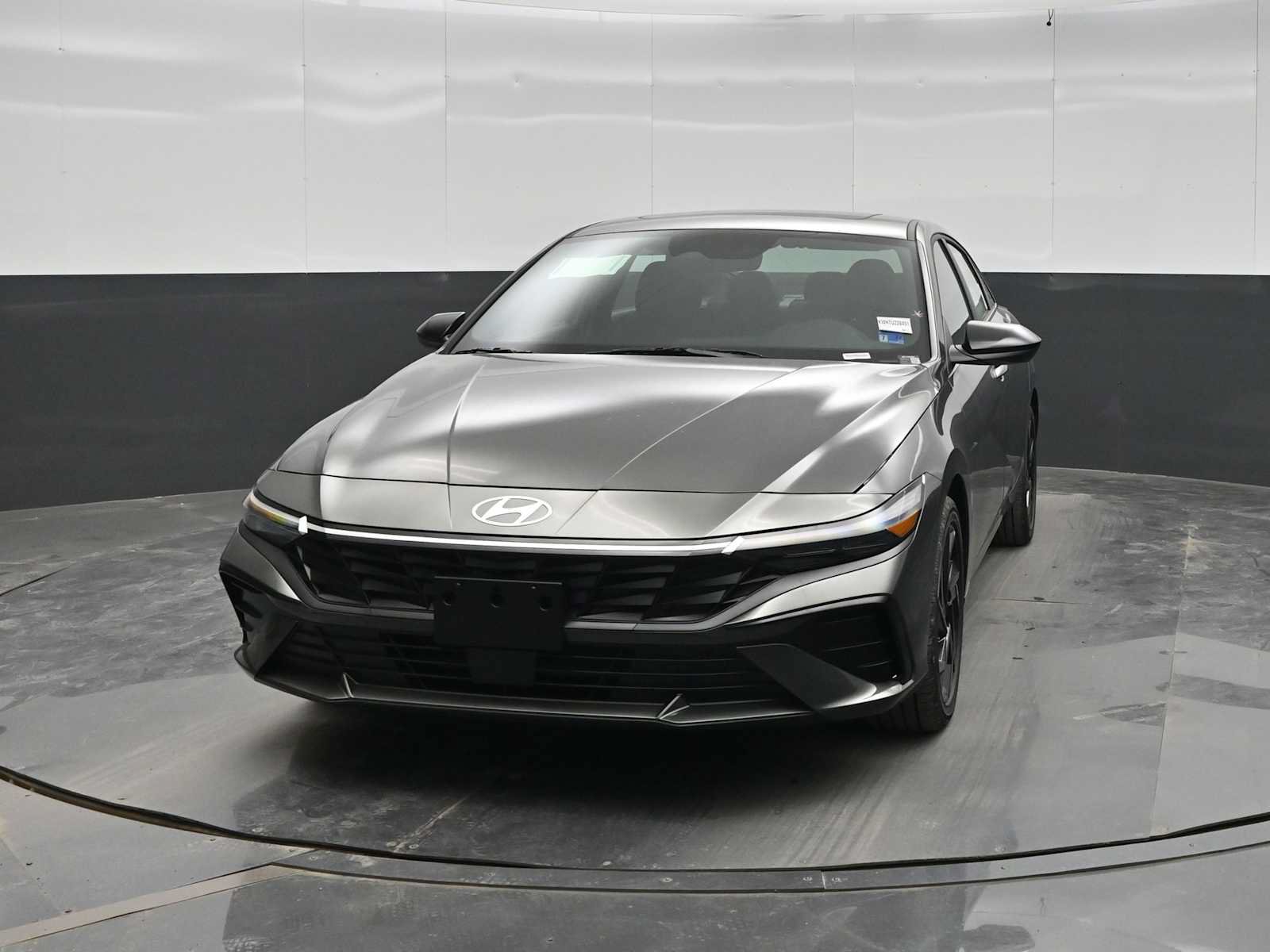 New 2026 Hyundai Elantra SEL Sport Premium FWD image 3