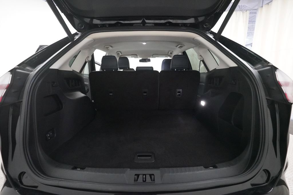 Used 2023 Ford Edge SEL w/ Sport Appearance Package image 10