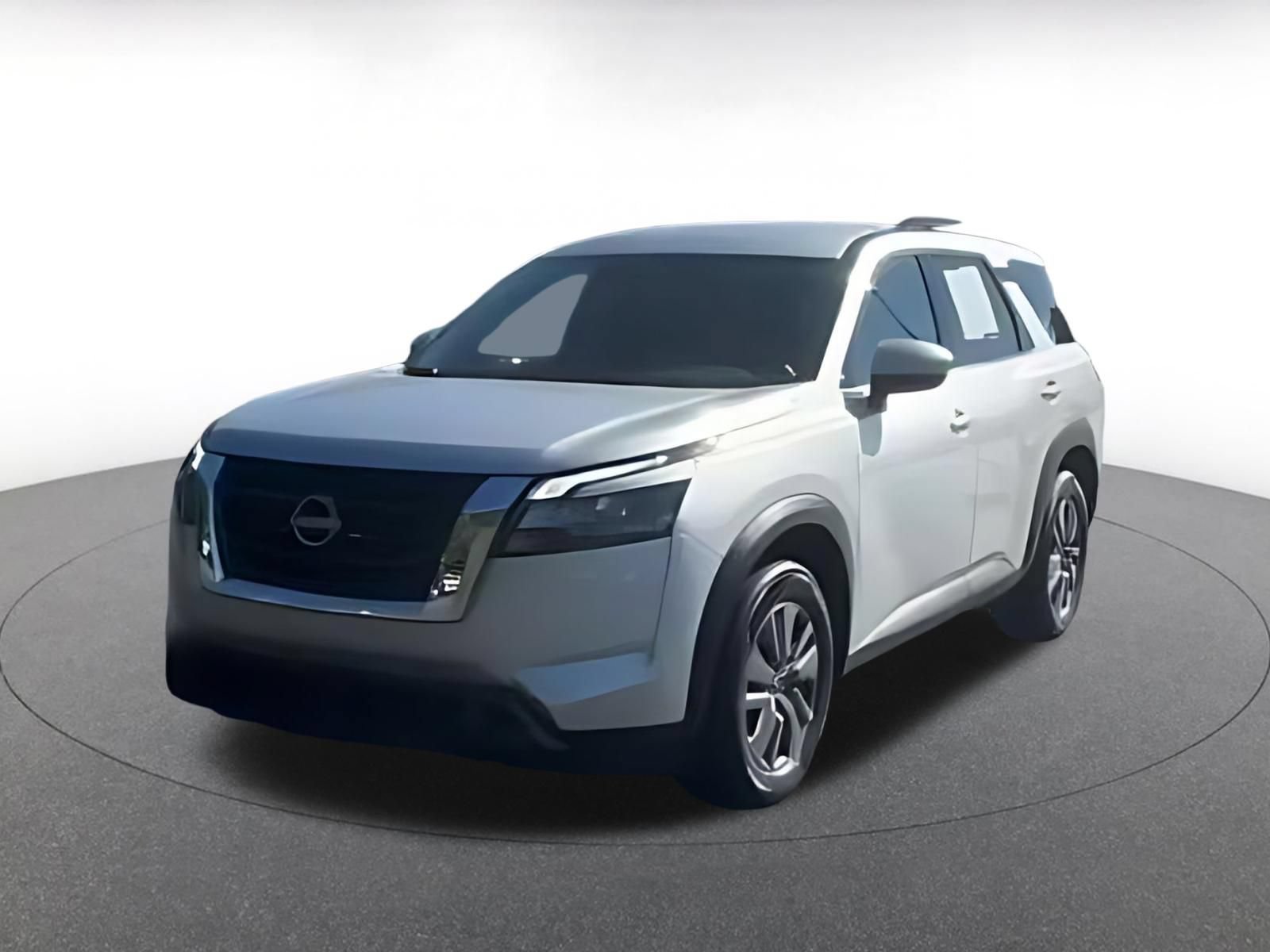 Used 2025 Nissan Pathfinder SV FWD image 16