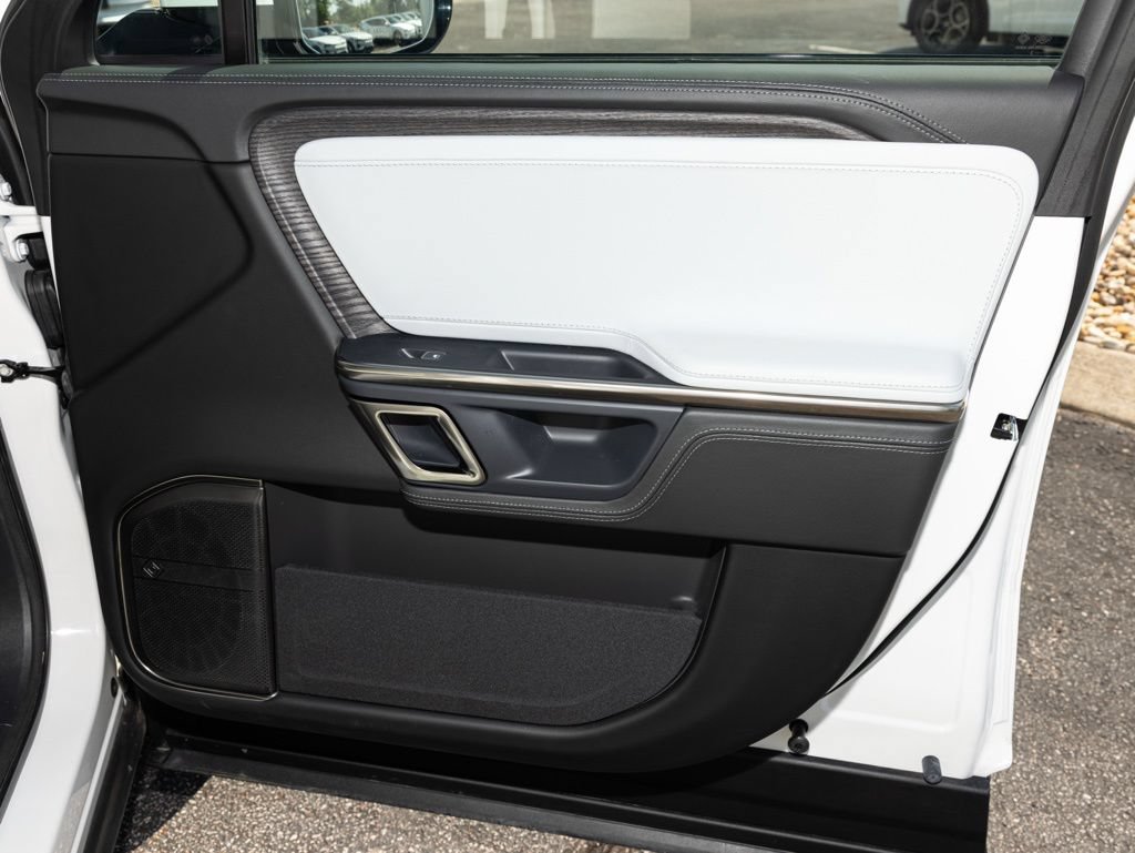Used 2023 Rivian R1S Launch Edition AWD/4WD image 57