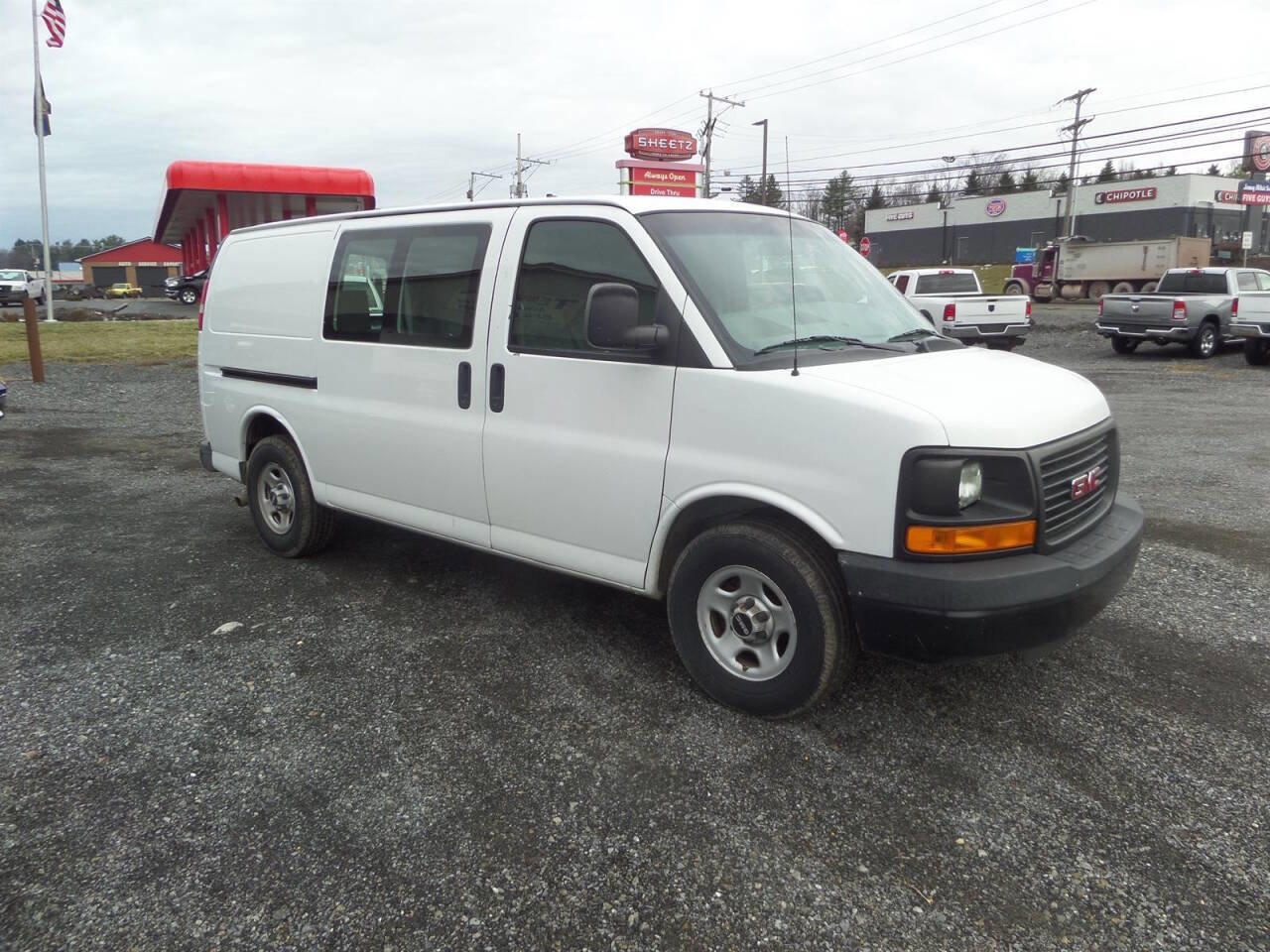 Used 2008 GMC Savana 1500 AWD image 3