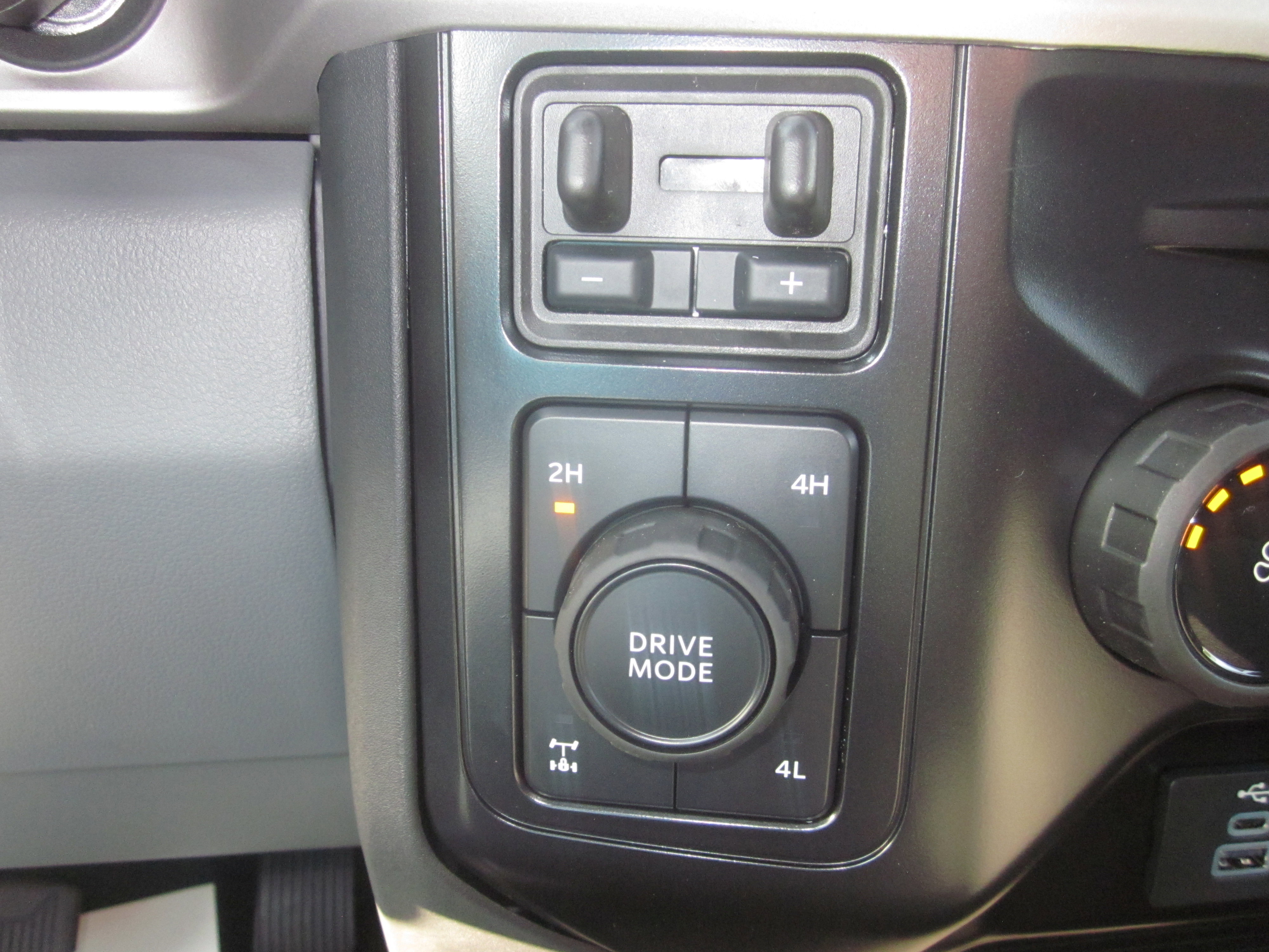 New 2025 Ford F250 XL w/ STX Appearance Package image 18