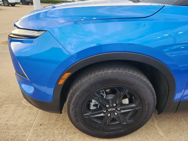 Used 2024 Chevrolet Blazer LT w/ Convenience Package FWD image 7