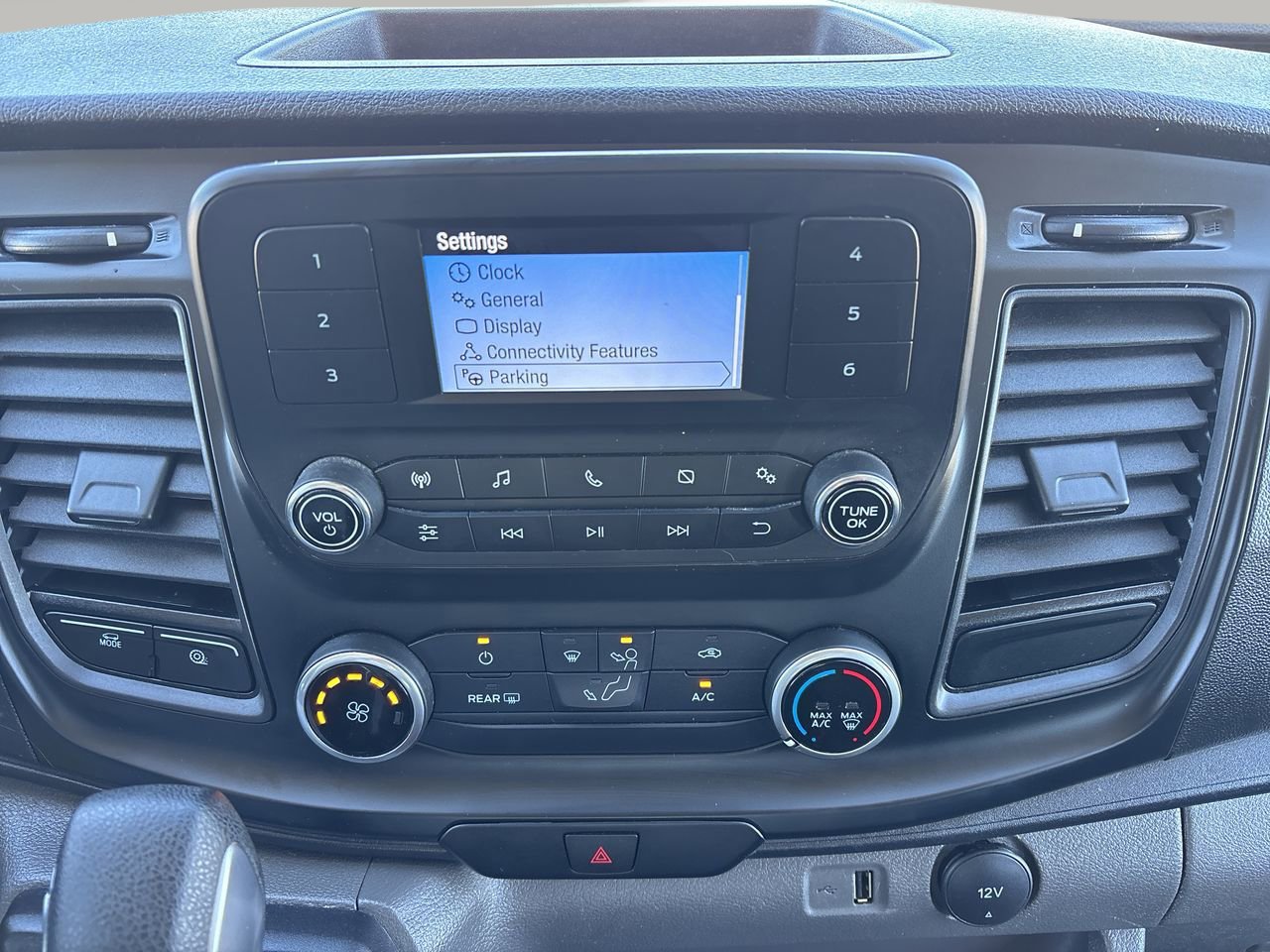 Used 2024 Ford Transit 250 Low Roof w/ Exterior Upgrade Package image 19