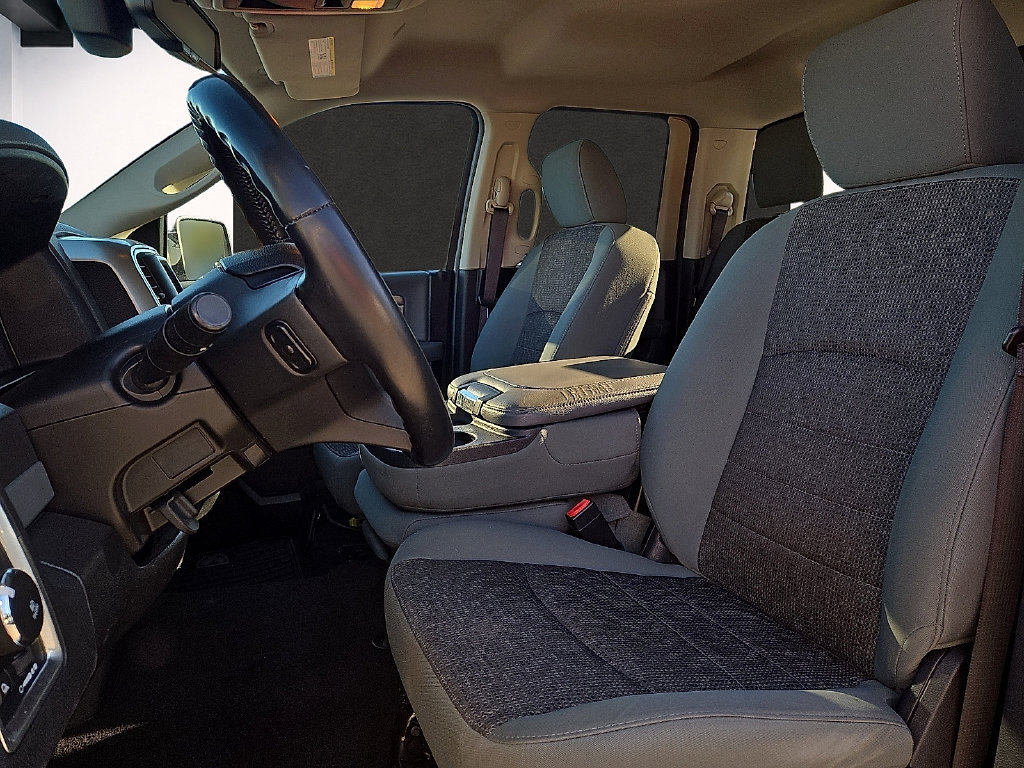 Used 2017 RAM 1500 Big Horn RWD image 11
