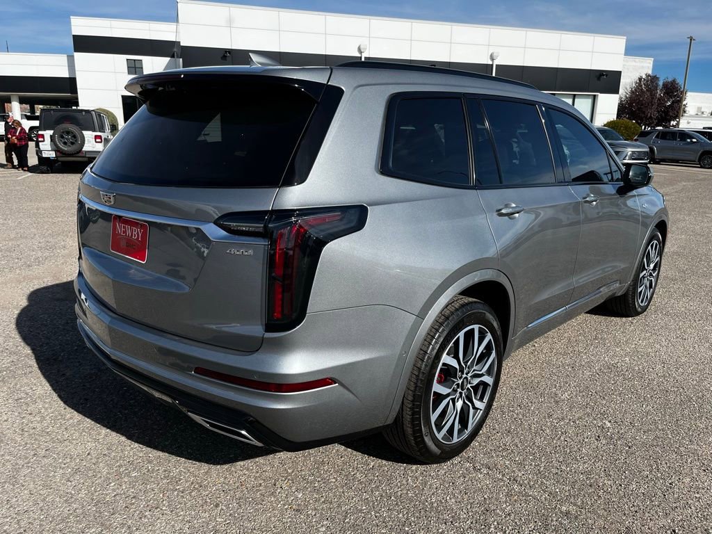 Used 2024 Cadillac XT6 Sport w/ Technology Package image 5