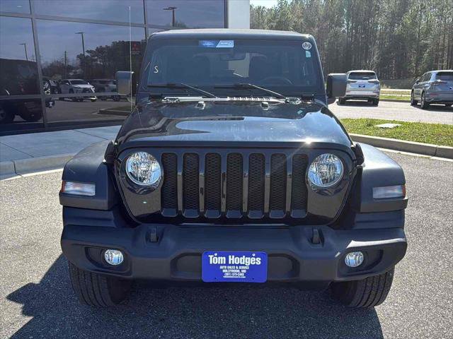 Used 2023 Jeep Wrangler Unlimited Sport image 2