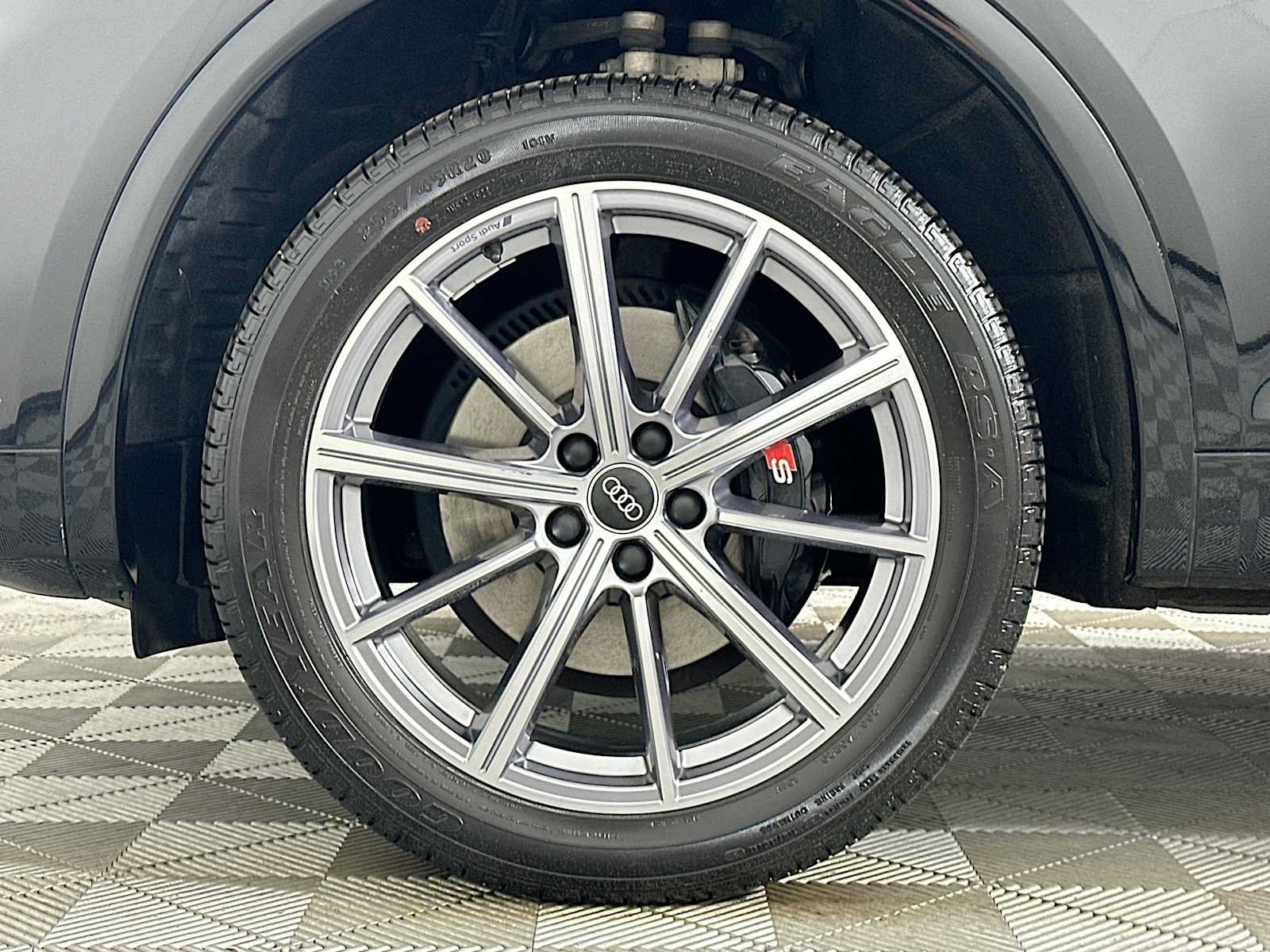 Used 2022 Audi SQ5 Premium Plus w/ Premium Plus Package AWD/4WD image 30