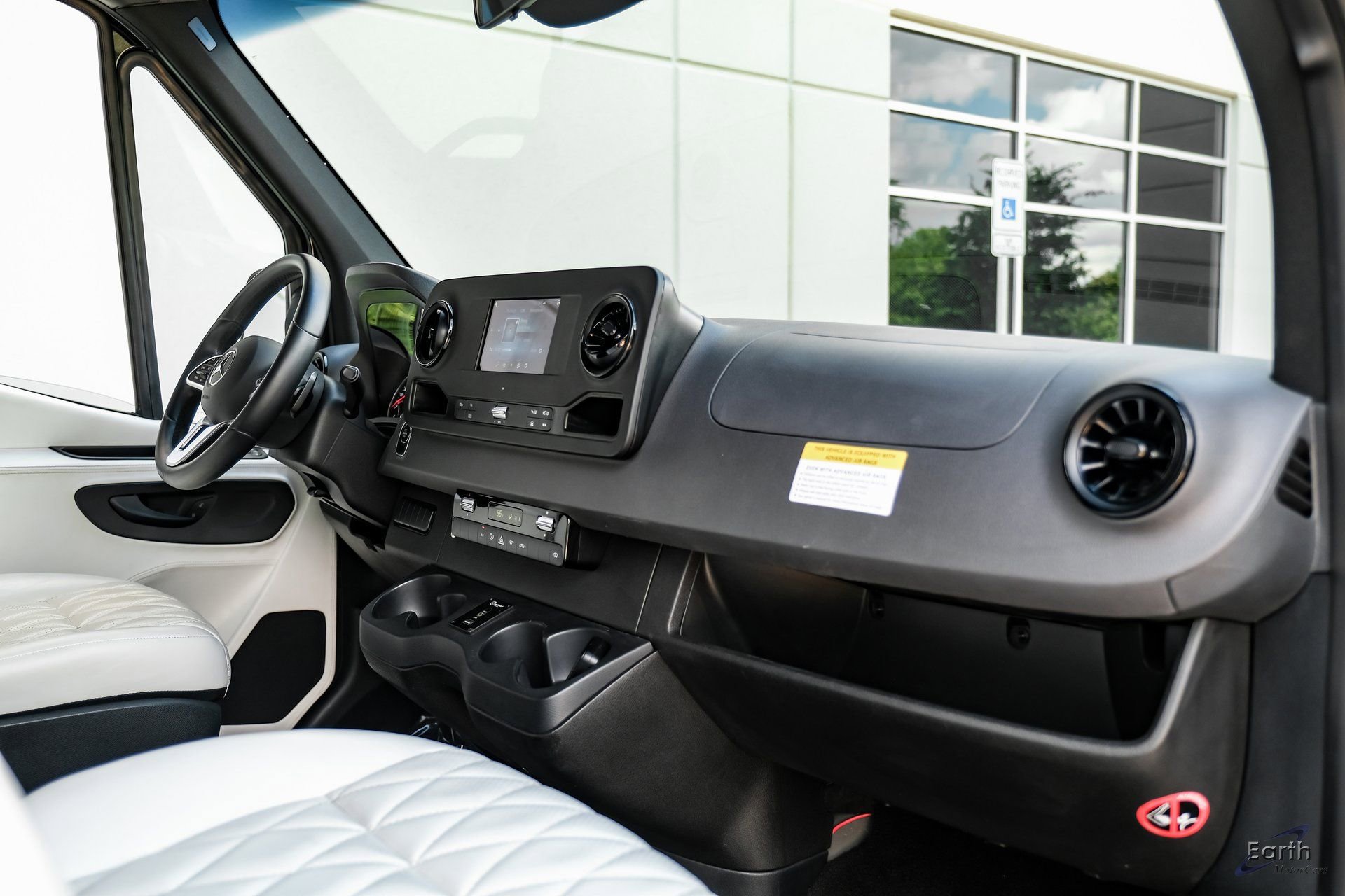 Used 2022 Mercedes-Benz Sprinter 2500 image 37