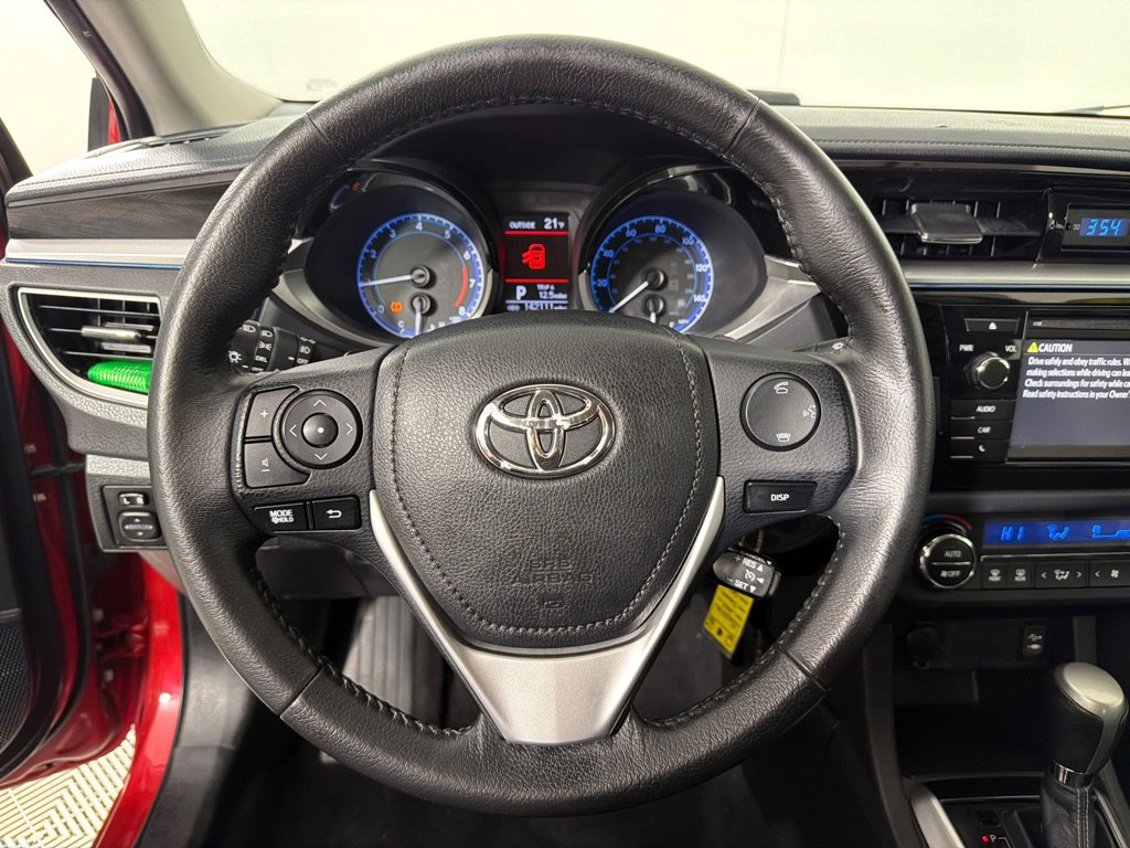 Used 2015 Toyota Corolla S image 14