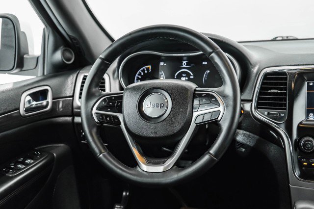 Used 2018 Jeep Grand Cherokee Laredo image 14