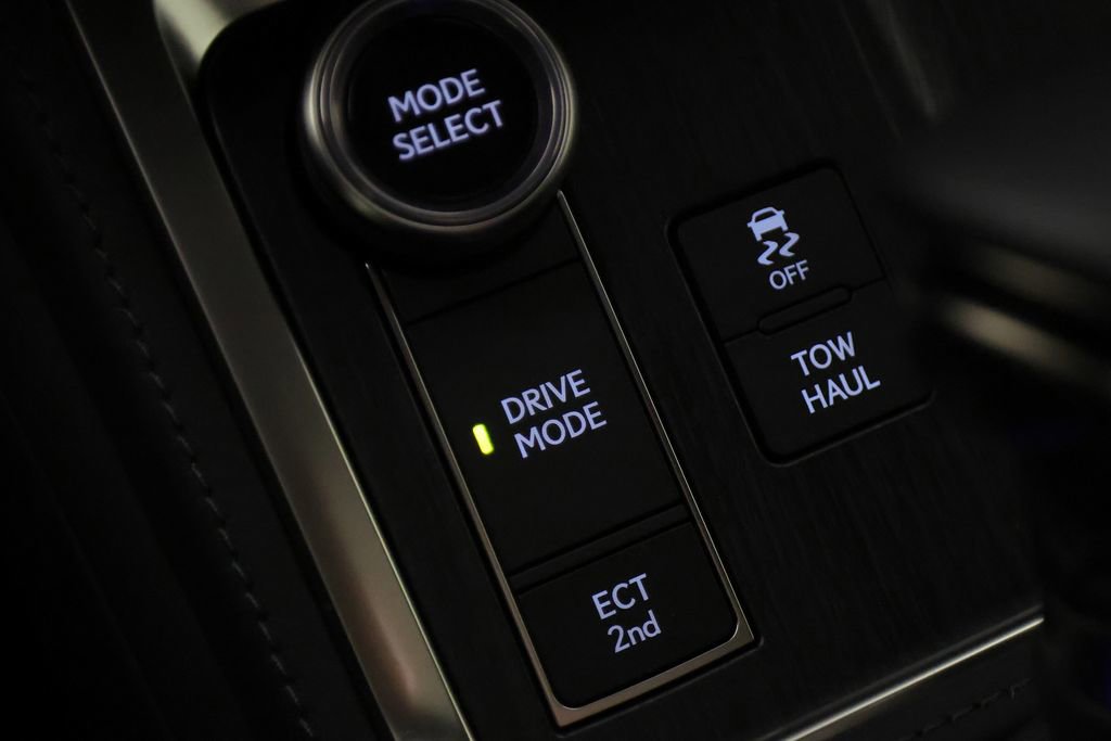Used 2026 Lexus GX 550 w/ Accessory Package (31) AWD/4WD image 30