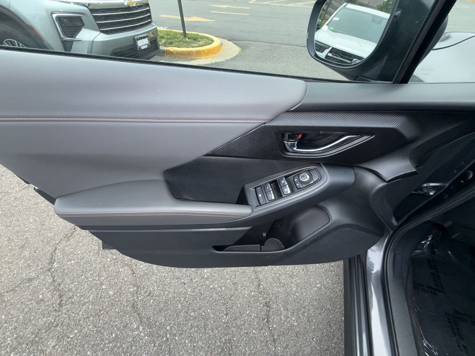 Used 2024 Subaru Crosstrek 2.5i Limited w/ Crosstrek Mirror Package AWD/4WD image 15