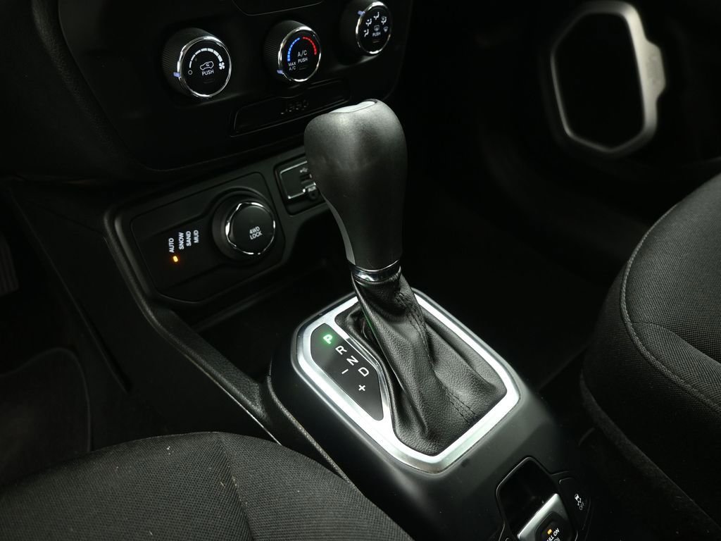 Used 2018 Jeep Renegade Sport w/ Power & Air Group image 18