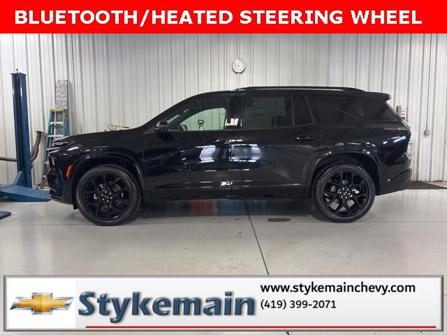 New 2026 Chevrolet Traverse RS w/ LPO, Floor Liner Package image 3