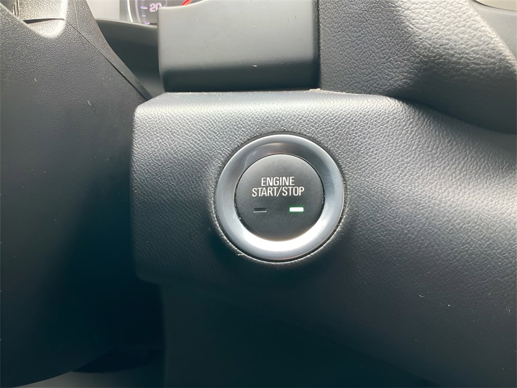 Used 2024 GMC Terrain SLT image 24