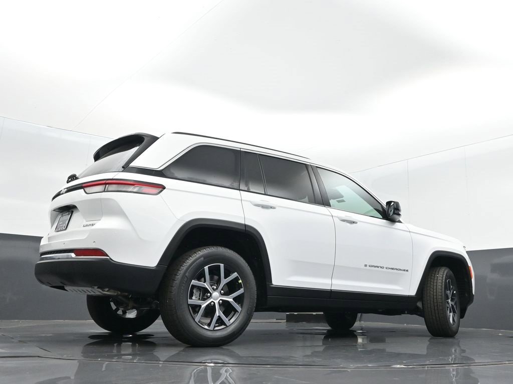 New 2025 Jeep Grand Cherokee Limited image 35