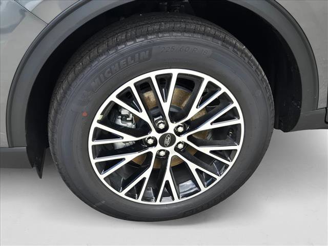 New 2025 Ford Escape SE image 10