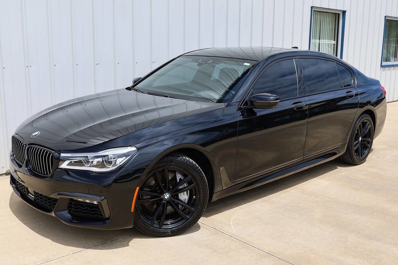 Used 2019 BMW 750i xDrive image 1