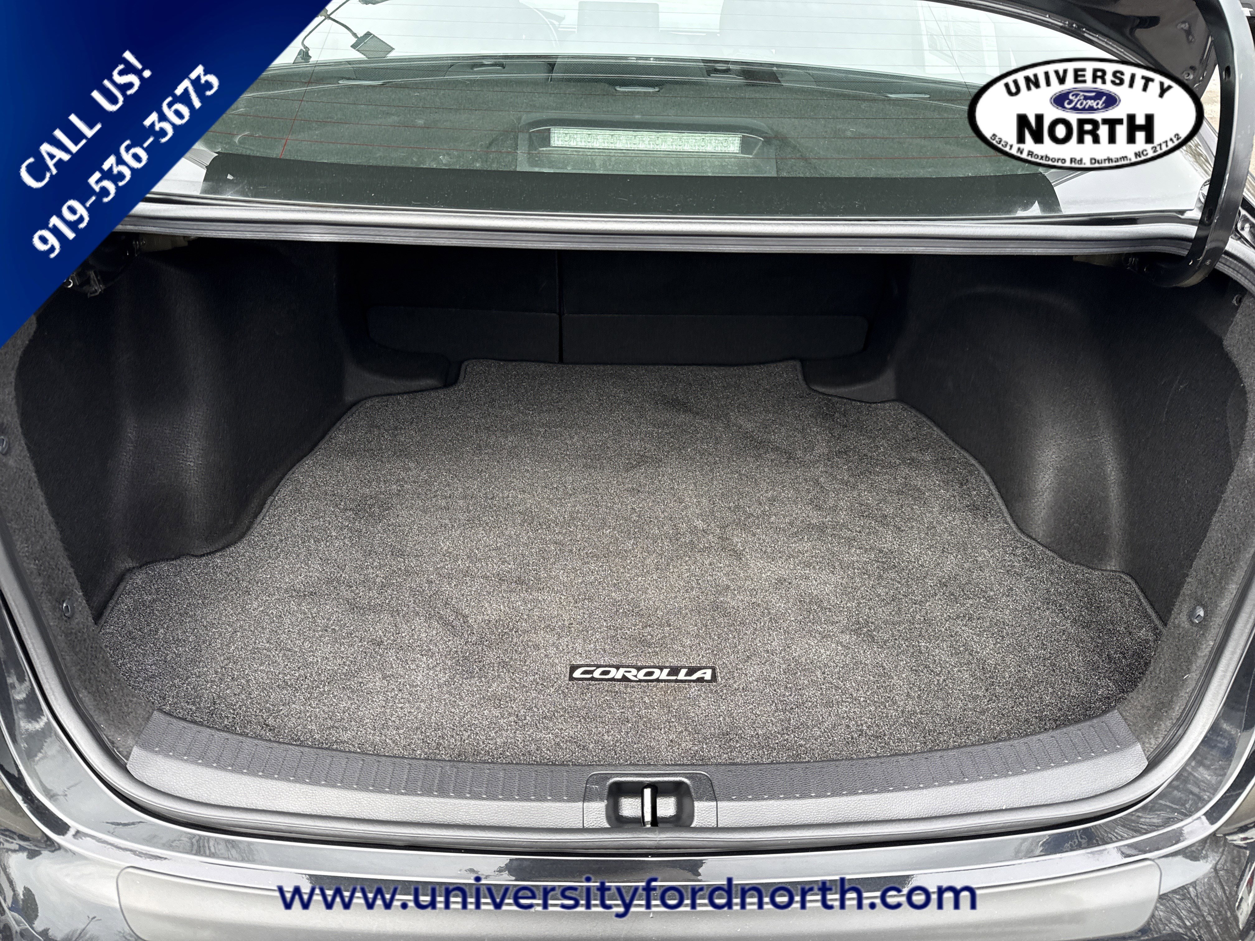 Used 2020 Toyota Corolla SE w/ Carpet Mat Package (TMS) image 37