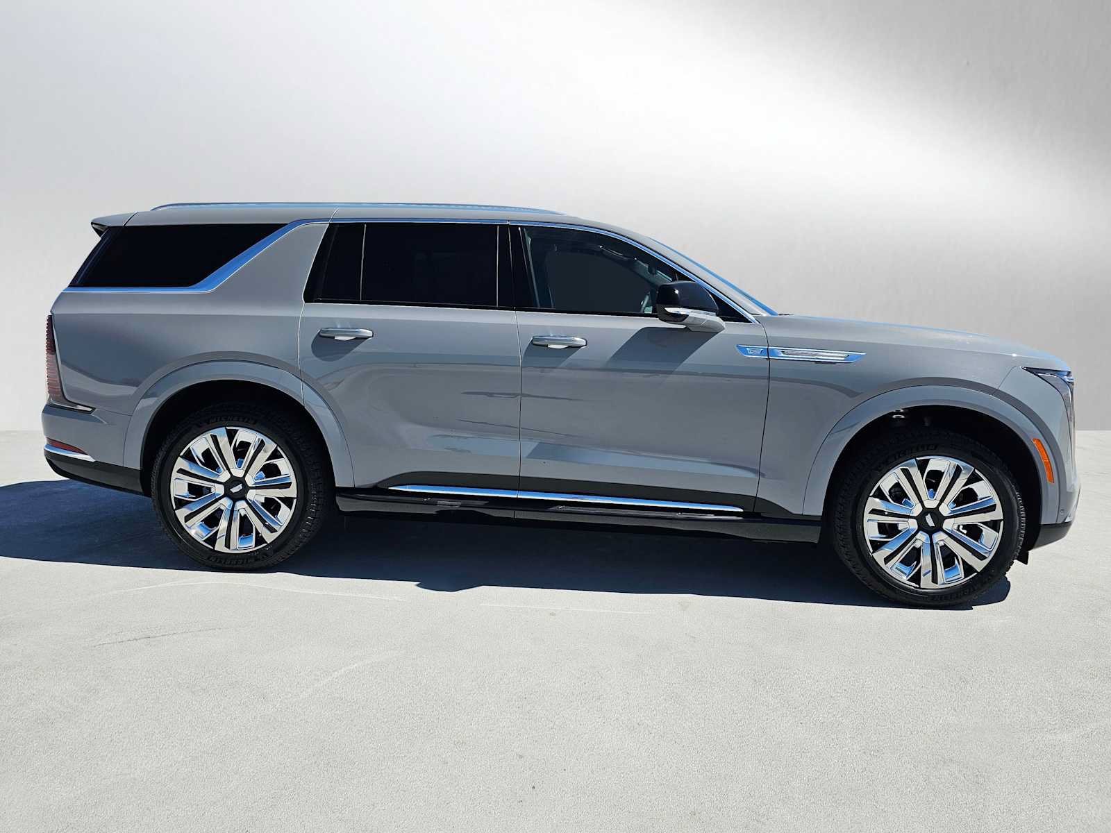 New 2026 Cadillac Escalade IQL Luxury AWD/4WD image 2